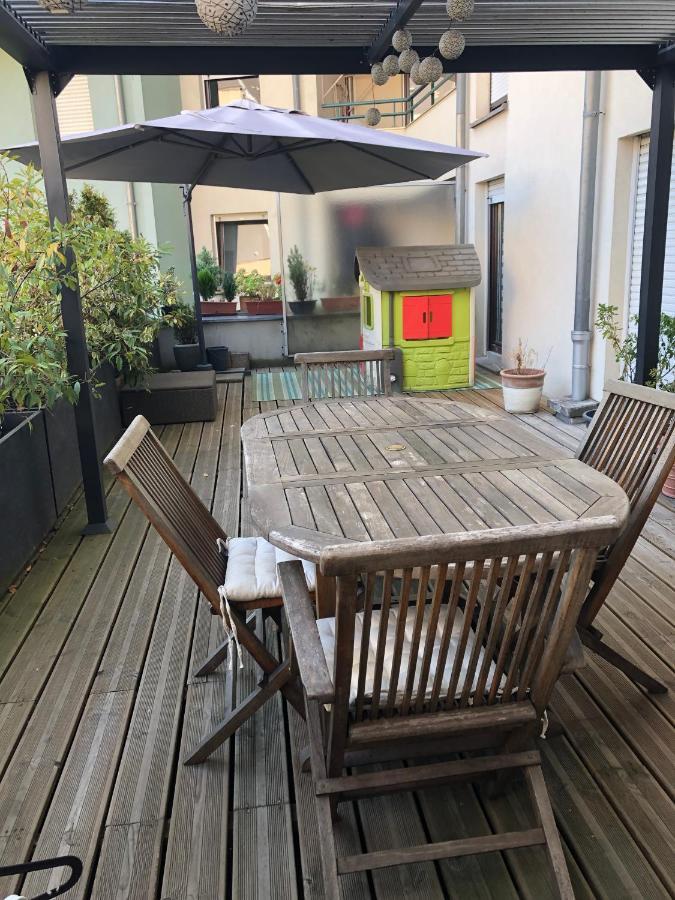 Appartement Magnifique appart + terrasse de 35m² à Strasbourg Extérieur photo